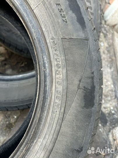 Yokohama Bluearth ES32 195/60 R15 88H