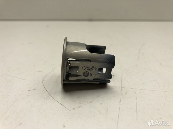 Кронштейн датчика парковки Ford Focus 3 2011-2018