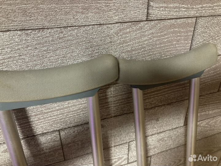 Костыли подмышечные