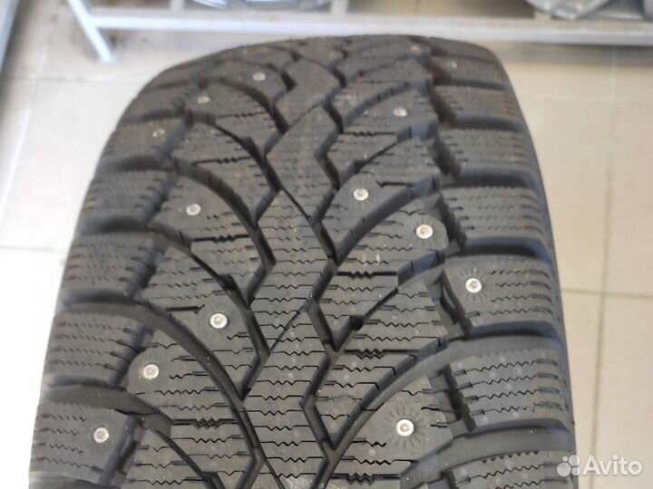 Formula Ice 215/60 R17 100T