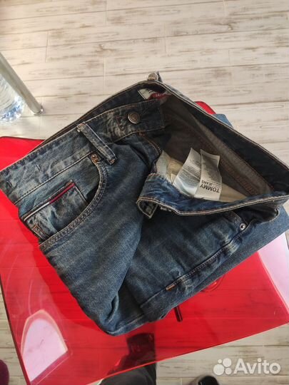 Джинсы Tommy Hilfiger