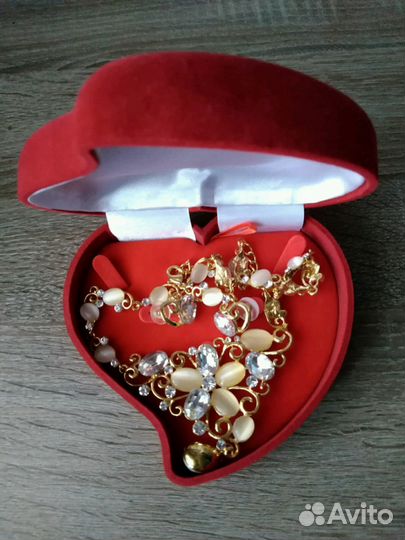 Колье
