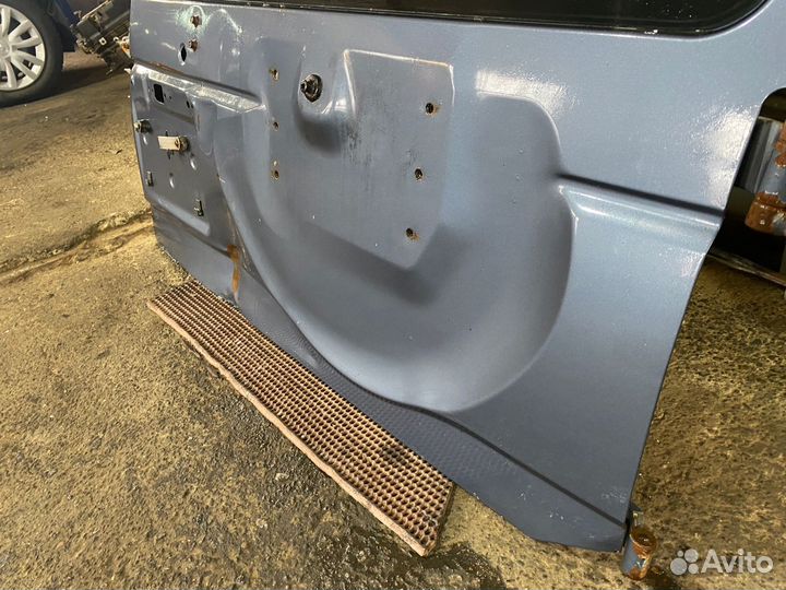 Крышка Багажника Mitsubishi Pajero 2