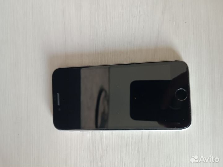iPhone 6S, 64 ГБ