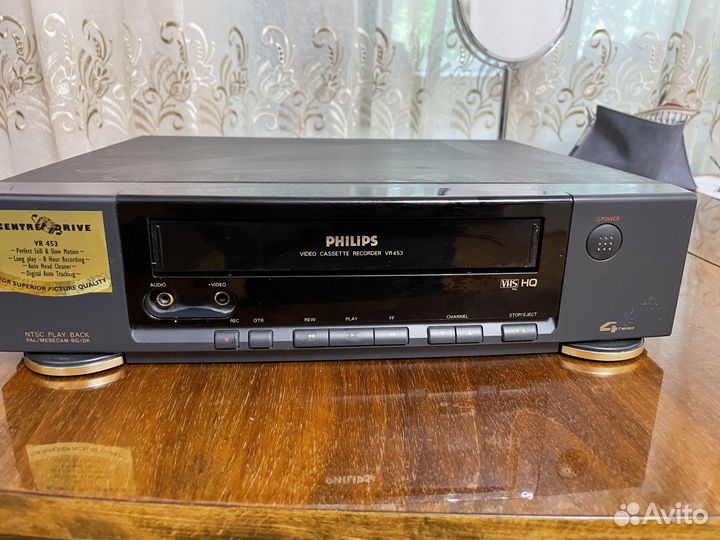 Видеомагнитофон Philips 128U