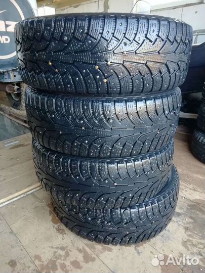 Nokian Tyres Hakkapeliitta R5 225/60 R17