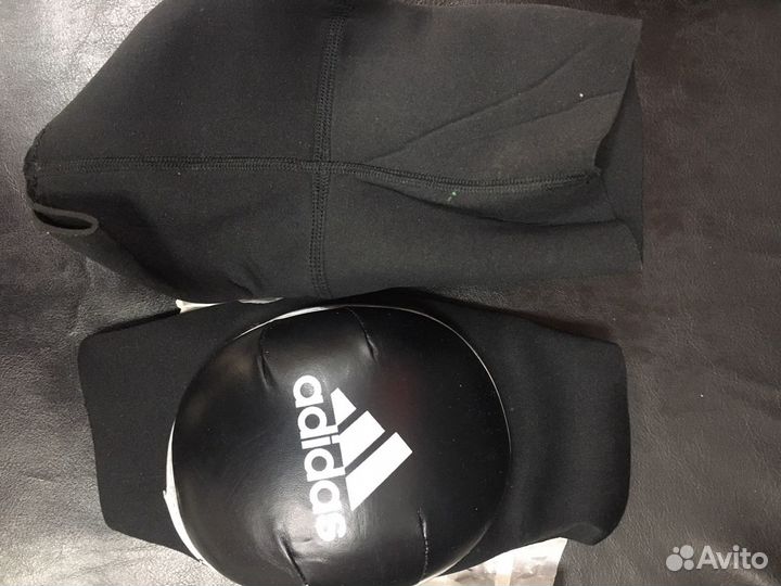 Наколенники adidas