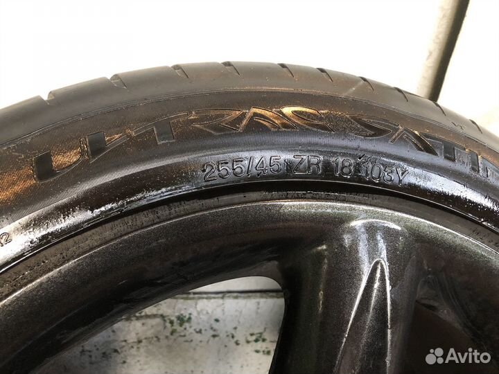 Колеса Mercedes SL R18 разноширокие