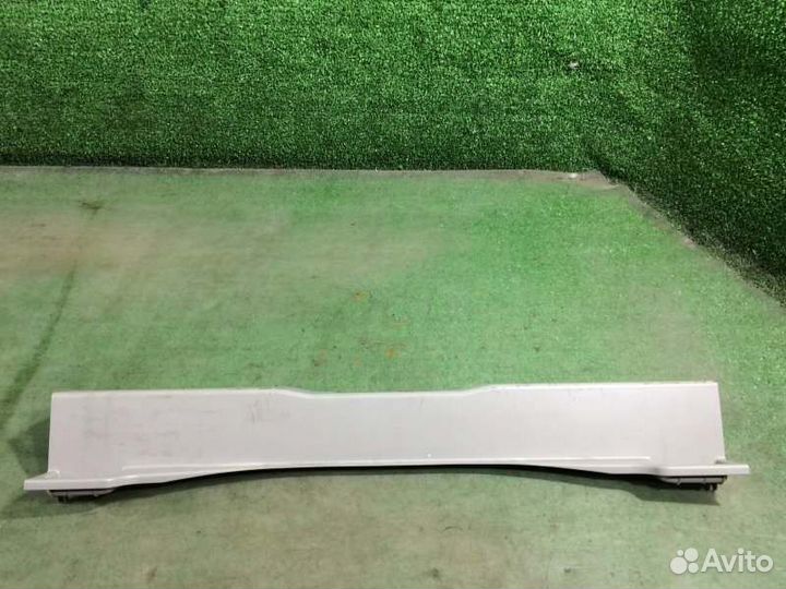 Накладка замка багажника Toyota Passo KGC30 1KR