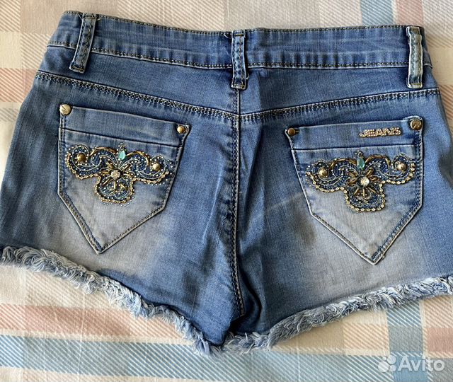 Джинсовые шорты