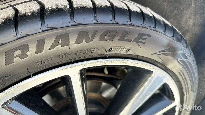 Triangle EffeXSport TH202 225/45 R19