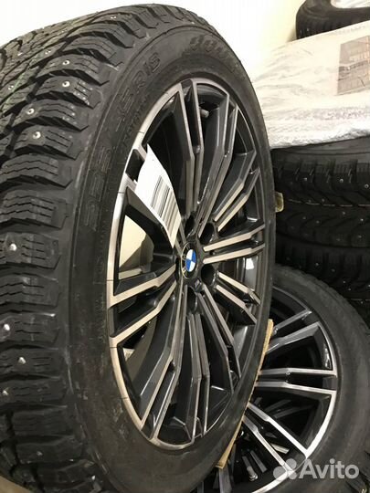 R18 Nokian Tyres Hakkapeliitta 9 225/45, PCD 5x112 DIA 66.6