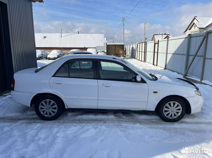 Mazda Familia 1.5 AT, 2003, 200 000 км