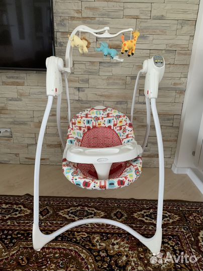 Электронная качель Graco
