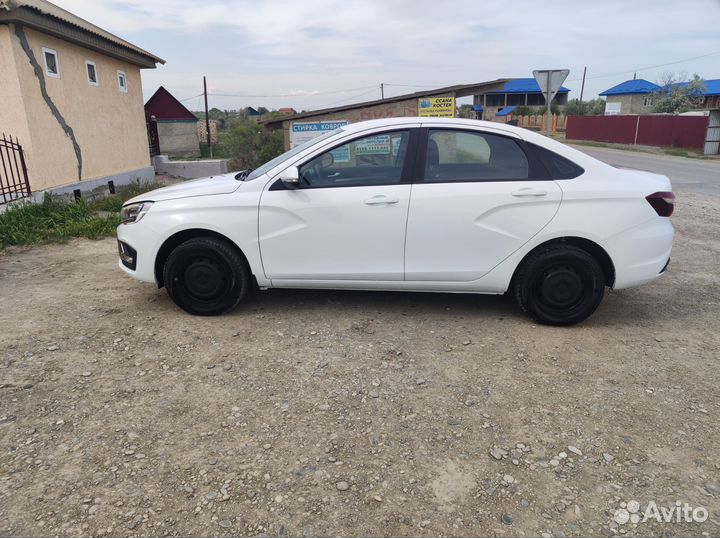 LADA Vesta 1.6 МТ, 2023, 15 000 км