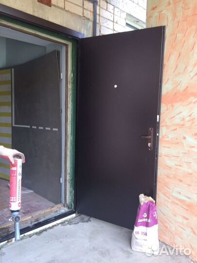 Двери входные металлические 