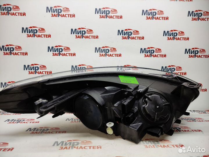 Фара передняя левая Renault Fluence