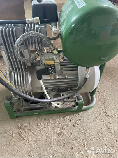 Воздушный компрессор