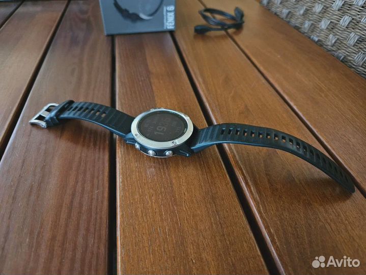 Часы Garmin Fenix 6