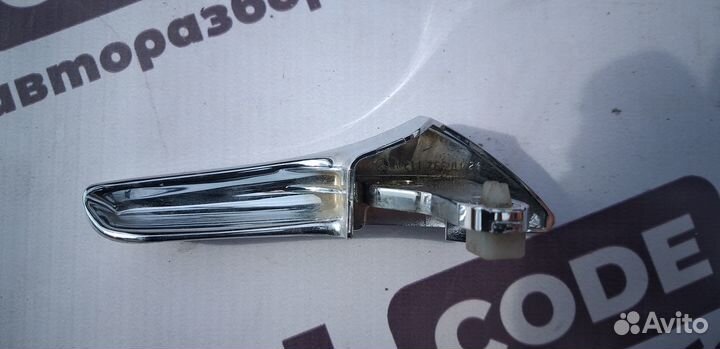 Ручка двери внутренняя левая Mercedes-Benz E-Class