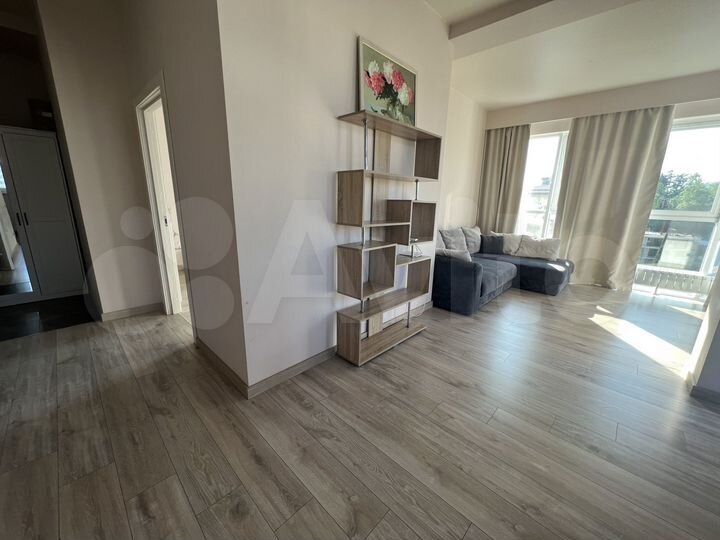 1-к. квартира, 60 м², 8/13 эт.