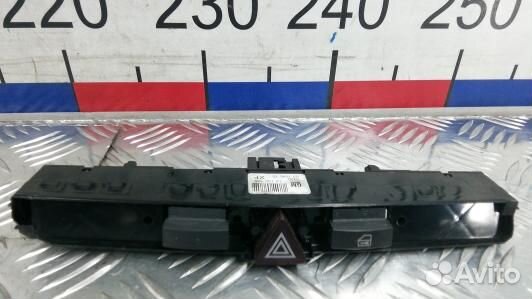 Кнопка аварийки opel astra H (XEA03I501)