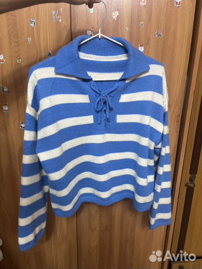 Свитер женский