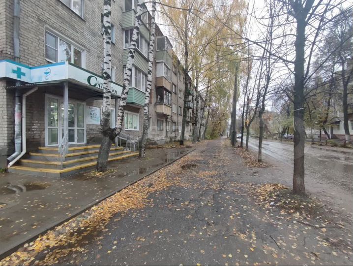 Комната 12,2 м² в 2-к., 1/4 эт.