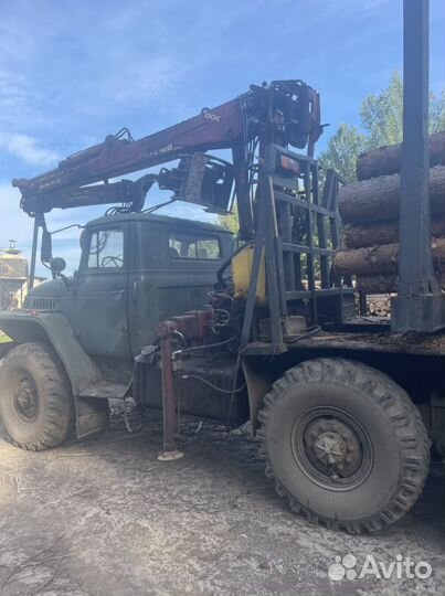 Урал с гидроманипулятором