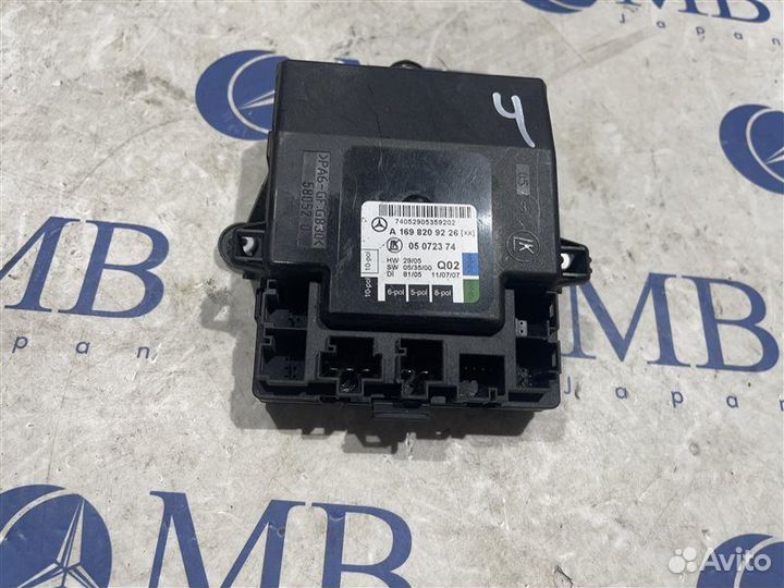 Блок управления двери задний правый Mercedes-Benz