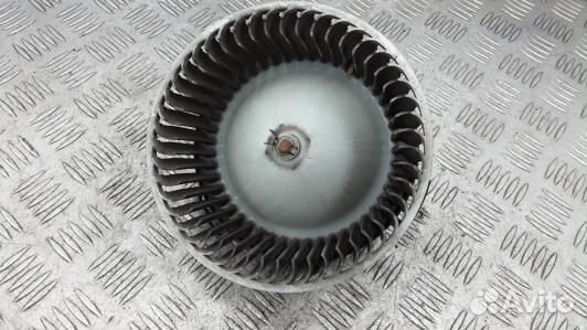 Моторчик печки mazda 3 1 (7AR11KK01)