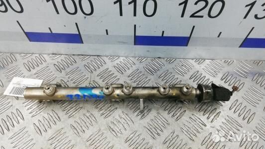 Топливная рампа бензиновая BMW 1 E81 (77D25TJ01)