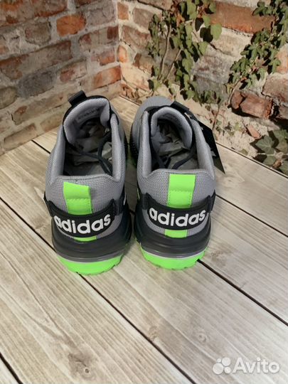 Кроссовки женские adidas новые