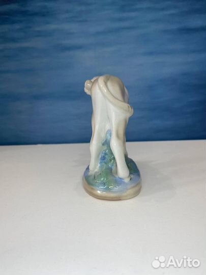 Бычок. Фарфор. Статуэтка. Гжель 1960 годы