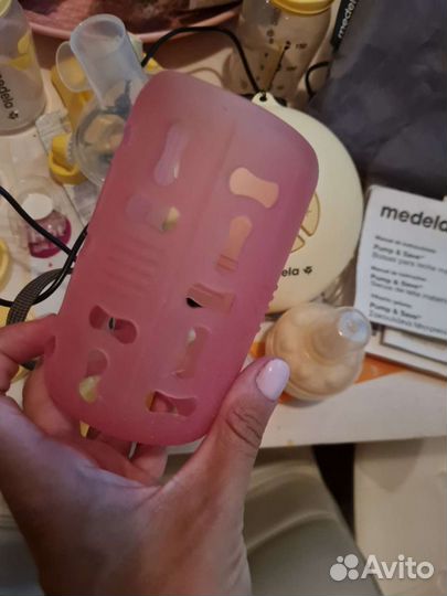 Электрический молокоотсос Medela swing