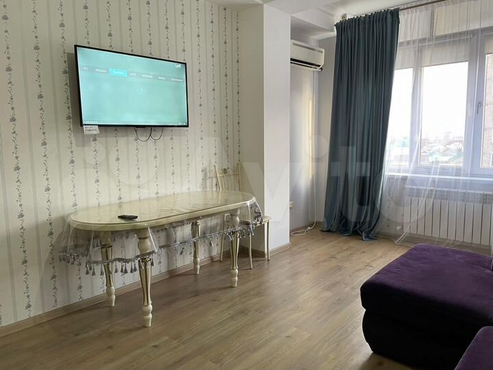 2-к. квартира, 57 м², 4/12 эт.