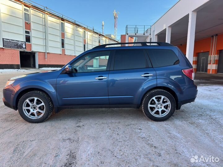 Subaru Forester 2.0 AT, 2011, 215 000 км