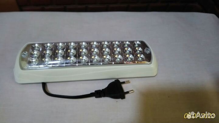 Фонарь светодиодный аккумуляторный, автоматический