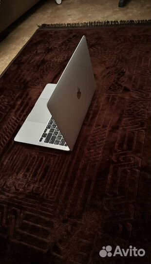 Apple macbook air 13 m1 8gb 256gb silver