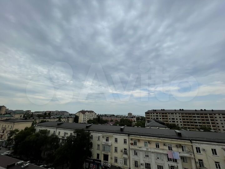 Здание, 2250 м²