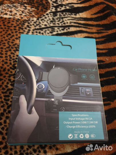 Продам безпроводную зарядку в автомобиль