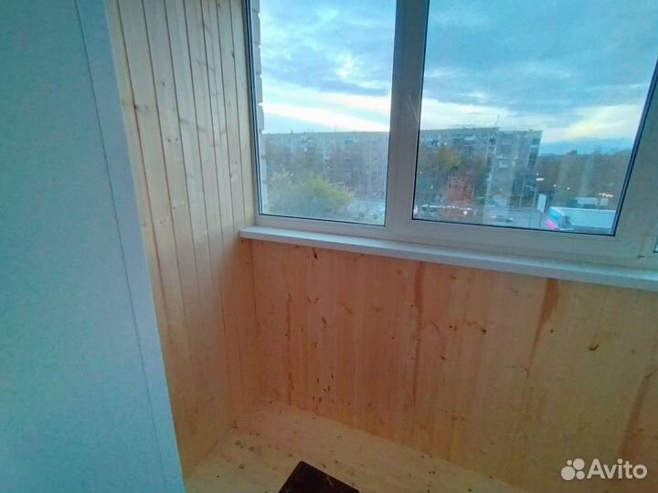 Пластиковые и алюминиевые окна, балконы, двери