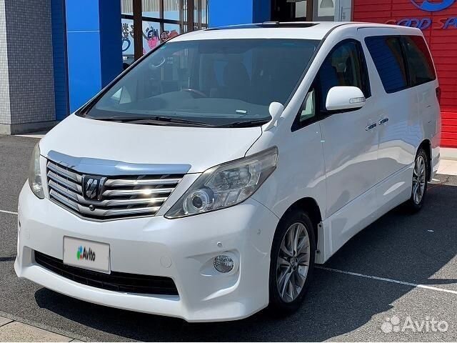 Toyota Alphard, 2010