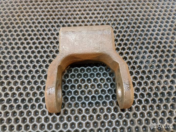 54802902542 Серьга передней рессоры камаз 5490