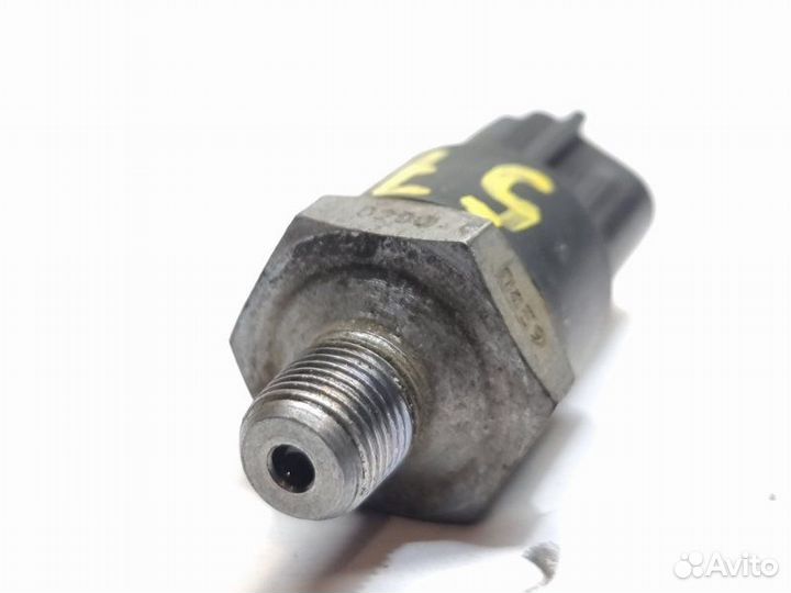Датчик давления масла Toyota Avensis 3 универсал