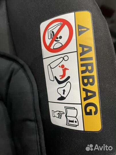 Детское автокресло от 0 до года maxi cosi