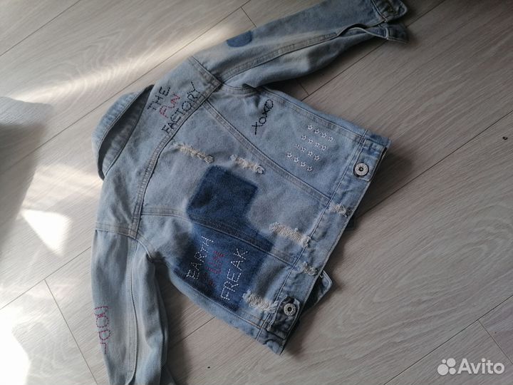 Джинсовая куртка