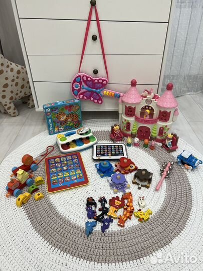 Игрушки музыкальные fisher price/ замок/пазлы