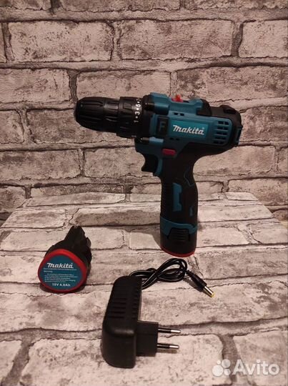 Шуруповерт Makita 18v