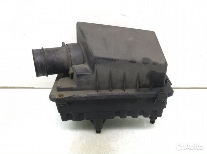 Корпус воздушного фильтра Ford Focus 1.4 I 2001